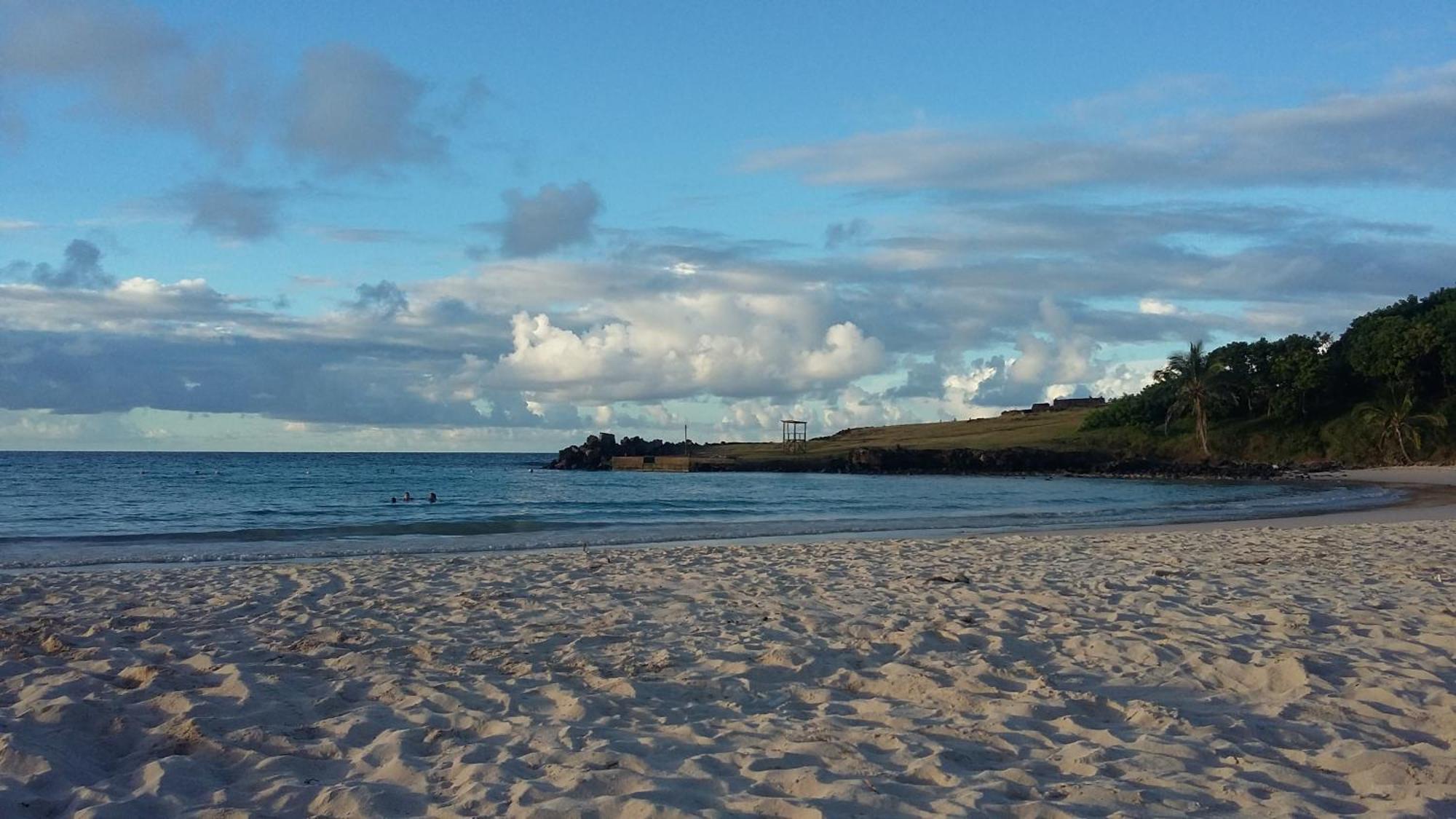 הנגה רואה Ngahu Bungalows Alojamiento Frente Al Mar En El Centro De Rapa Nui מראה חיצוני תמונה