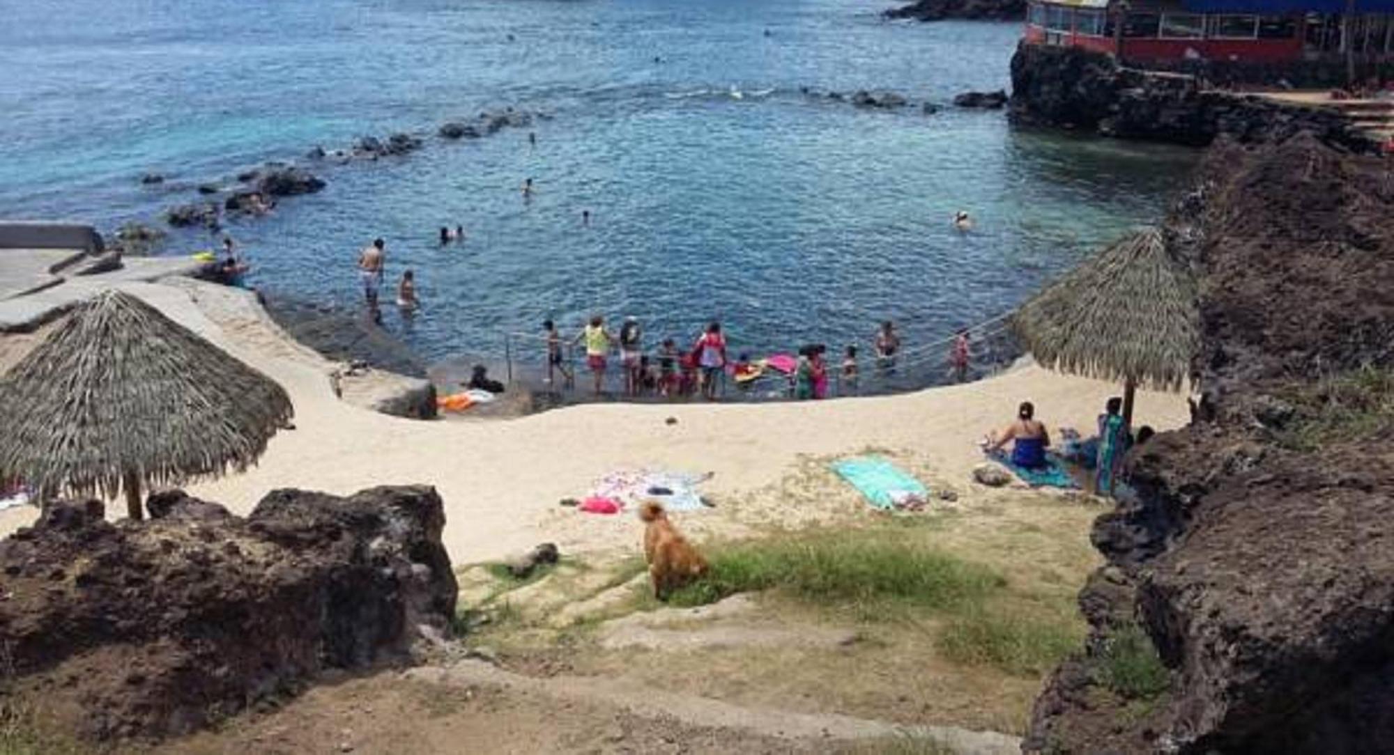 הנגה רואה Ngahu Bungalows Alojamiento Frente Al Mar En El Centro De Rapa Nui מראה חיצוני תמונה