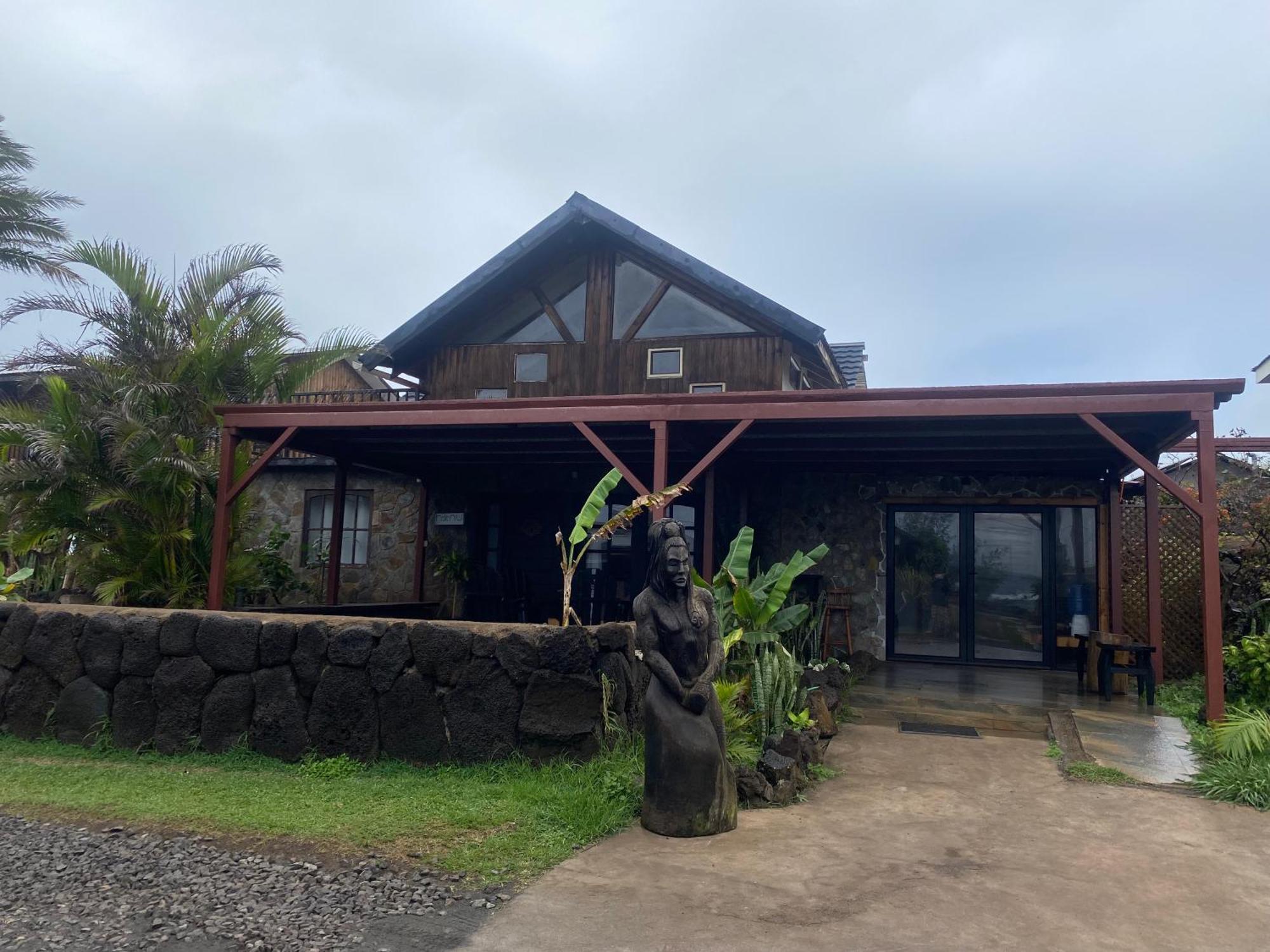 הנגה רואה Ngahu Bungalows Alojamiento Frente Al Mar En El Centro De Rapa Nui מראה חיצוני תמונה