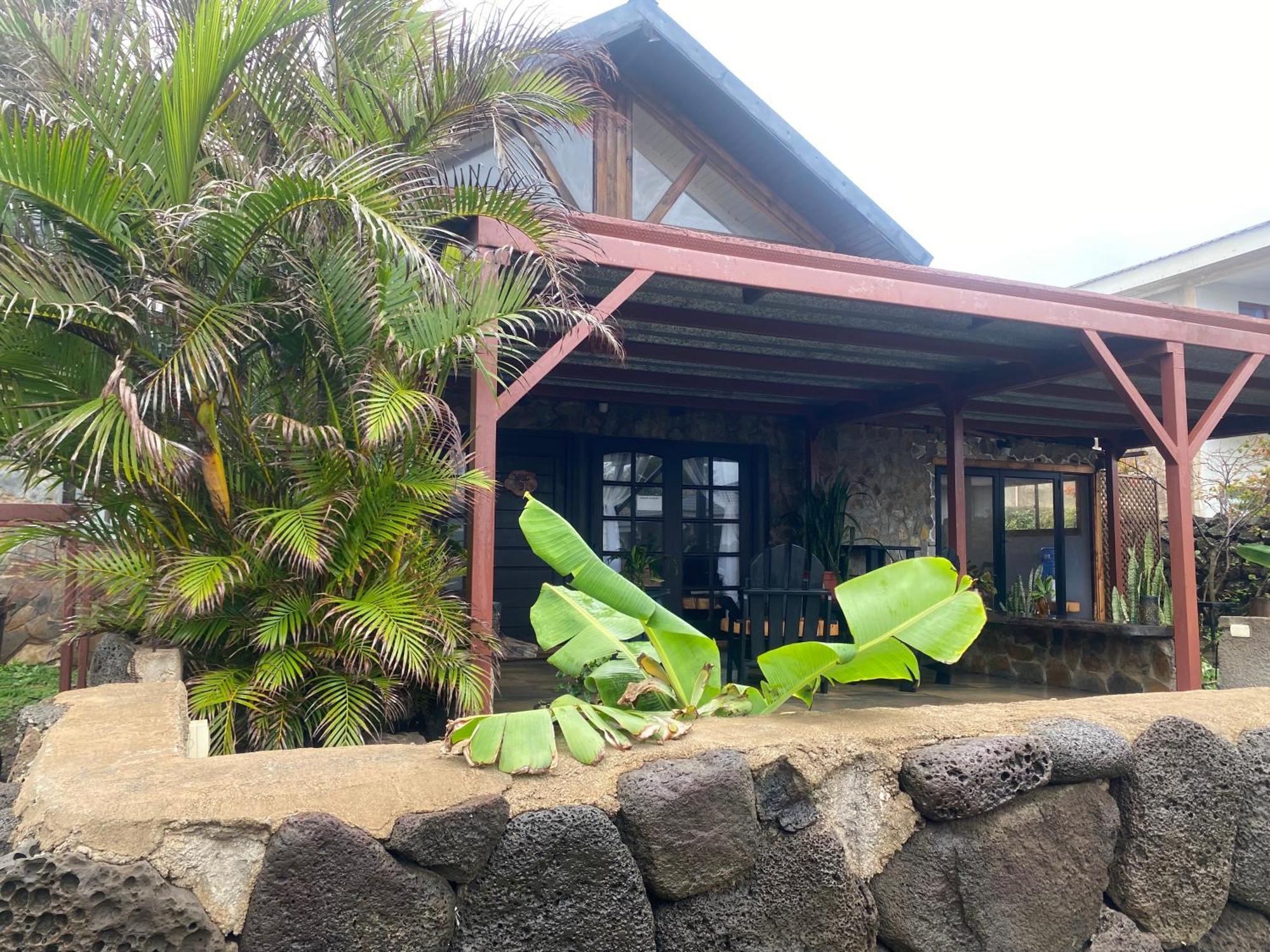 הנגה רואה Ngahu Bungalows Alojamiento Frente Al Mar En El Centro De Rapa Nui מראה חיצוני תמונה